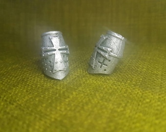 Crusader Helmet Bead