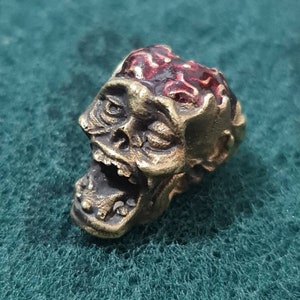 Brainy Zombie Bead