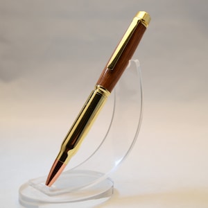 Whisky Barrel Twist Bullet Pen in Gold-Finish mit Samtbeutel.