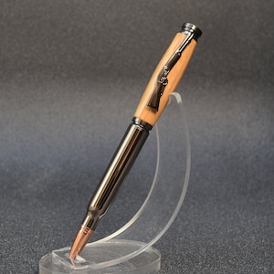 Whisky Barrel Drehkugelschreiber in Gunmetal Finish mit Samt Beutel.