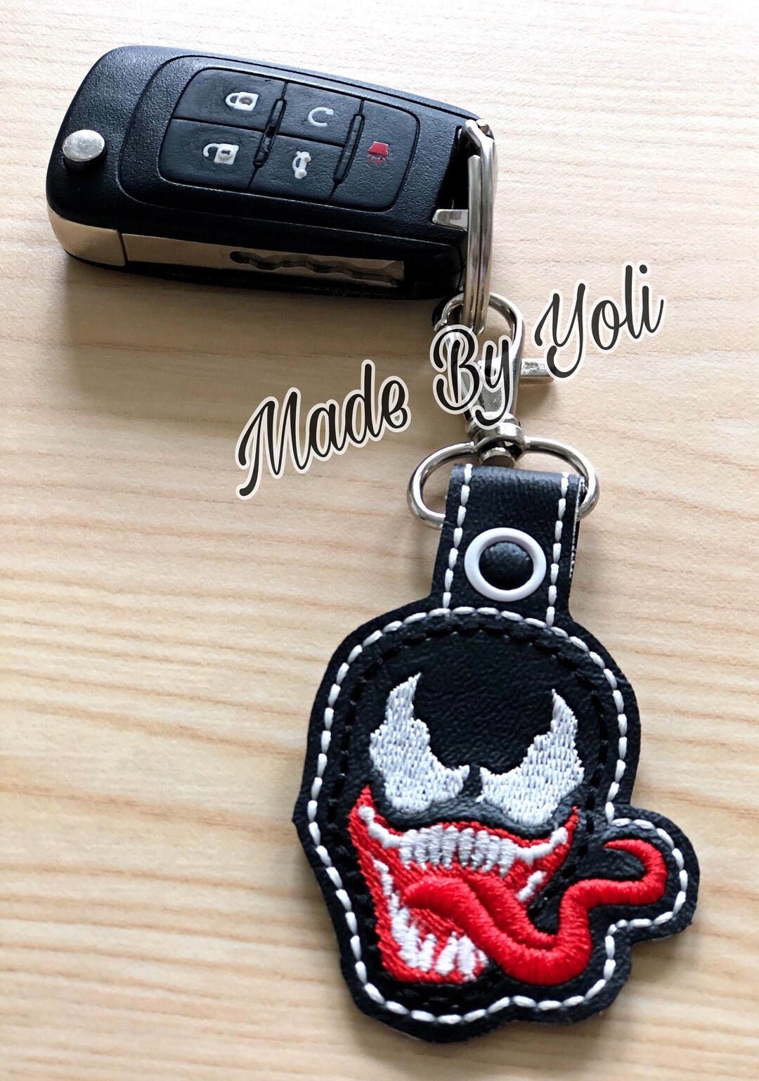 V Keychain - Etsy