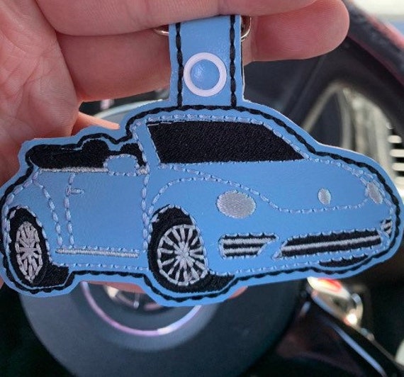 VW Bug Surf Beach Keychain