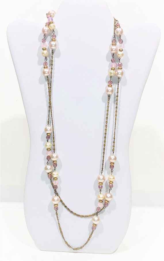 Vintage 58" Closed End Pink Pearl Necklace.  Purp… - image 5