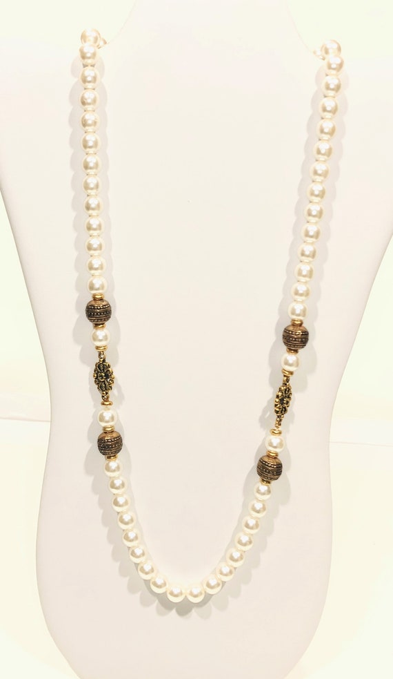 Vintage Pearl & Bronze Charms Necklace.  Victoria… - image 9