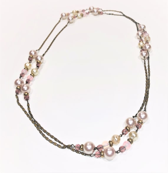 Vintage 58" Closed End Pink Pearl Necklace.  Purp… - image 2