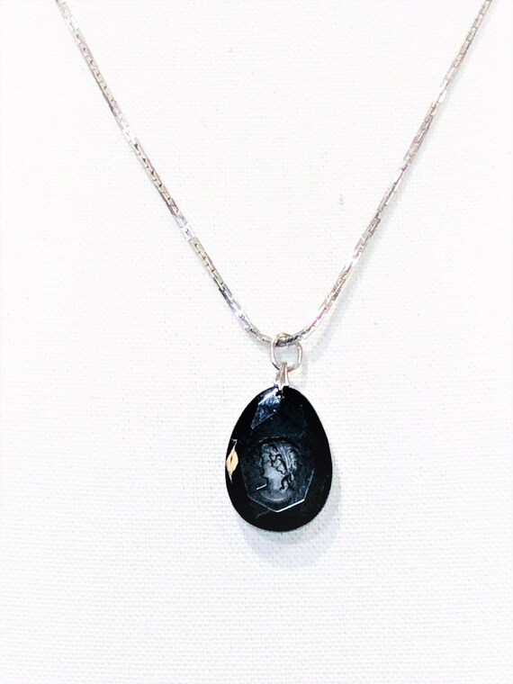 Vintage 24" Black Glass Intaglio Pendant. Rare Je… - image 10