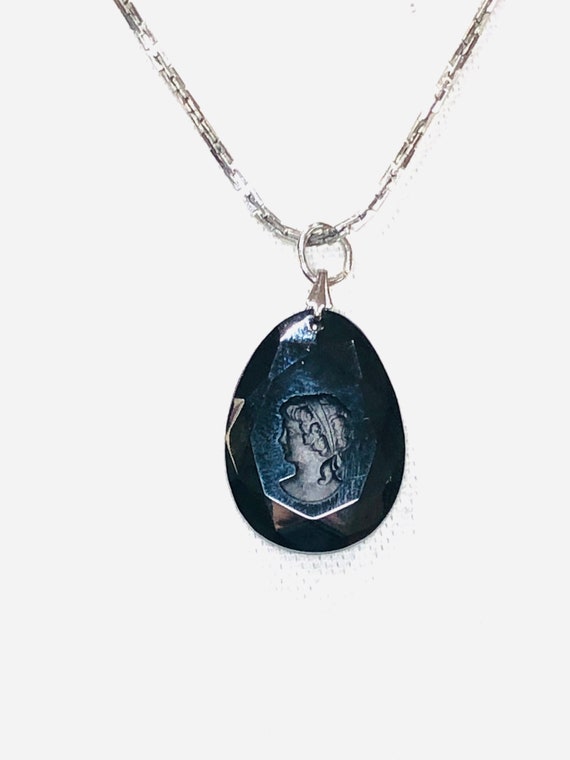 Vintage 24" Black Glass Intaglio Pendant. Rare Je… - image 8