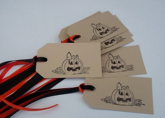 SNOOPY GIFT TAGS / 8 Halloween Tags / Snoopy Halloween Gift 