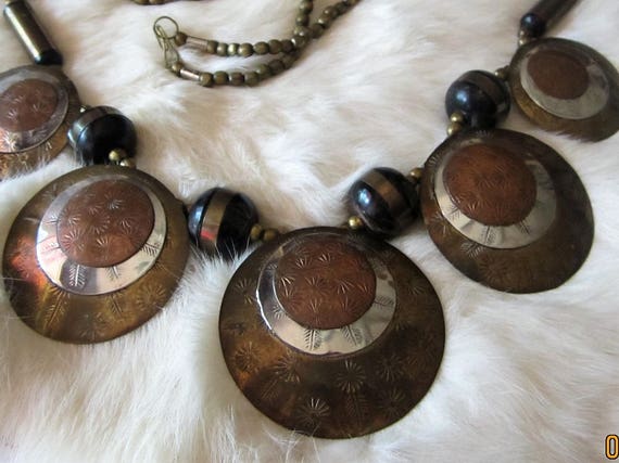 VINTAGE METAL Handmade BOHO Medallion Necklace Me… - image 3