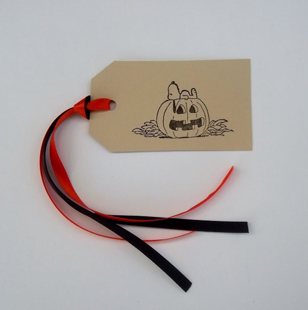SNOOPY GIFT TAGS / 8 Halloween Tags / Snoopy Halloween Gift Etsy