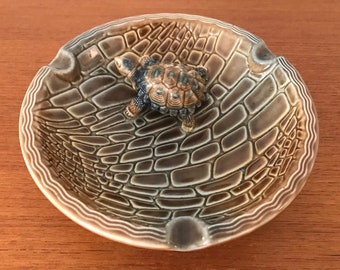 Vintage Wade Porcelain Tortoise Ashtray: England Trinket Dish