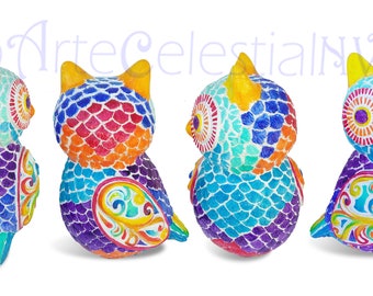 Mystic Rainbow Owl – Hand-Painted Figurine by Nicolás Vargas (ArteCelestial.com)