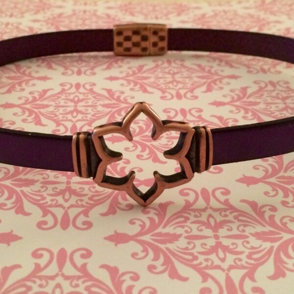 Antiqued Copper Open Flower Day Collar / Choker