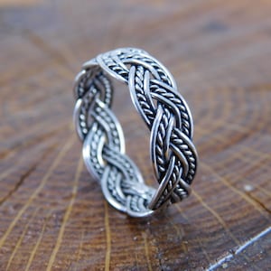 Sterling Silver Weave Ring Celtic weave  / Woven Ring / Rope Ring / Braided Ring / Thumb Ring / Thin Baby ring