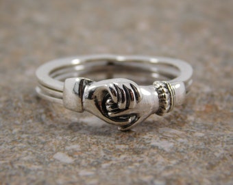 Sterling Silver Claddagh Ring / Hands and Heart Ring / 3 Part Love Loyalty Friendship Ring / Fede Ring / Gimmel Ring / Puzzle Ring