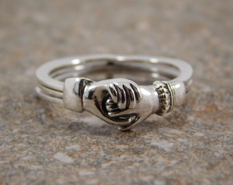 Claddagh Ring / Hands and Heart Ring / 3 Part Love Loyalty Friendship Ring / Fede Ring / Gimmel Ring /