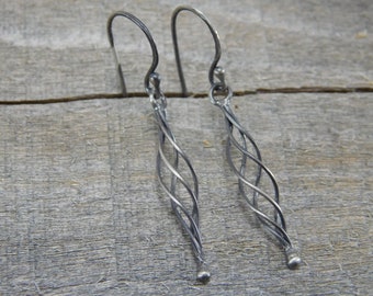 Pendientes retorcidos de plata de ley maciza / Pendientes de plata oxidada