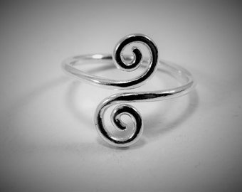 Sterling Silver Wire Ring / Flexible Ring / Great for large knuckles