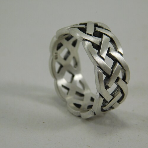 Sterling Silver Endless Knot Ring / Trinity Knot / Celtic Ring Etsy