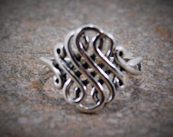 Sterling Silver Endless Infinity Ring  / Endless Knot Ring / Infinity Ring