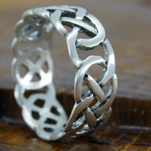 Sterling Silver Endless Knot Ring /  Mens Knot Ring  / Celtic Ring / Endless Knot Ring /  mens weave ring