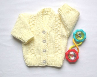 Newborn baby cardigan - Yellow baby sweater - Hand knit baby clothes - Baby shower gift - Gift for new baby