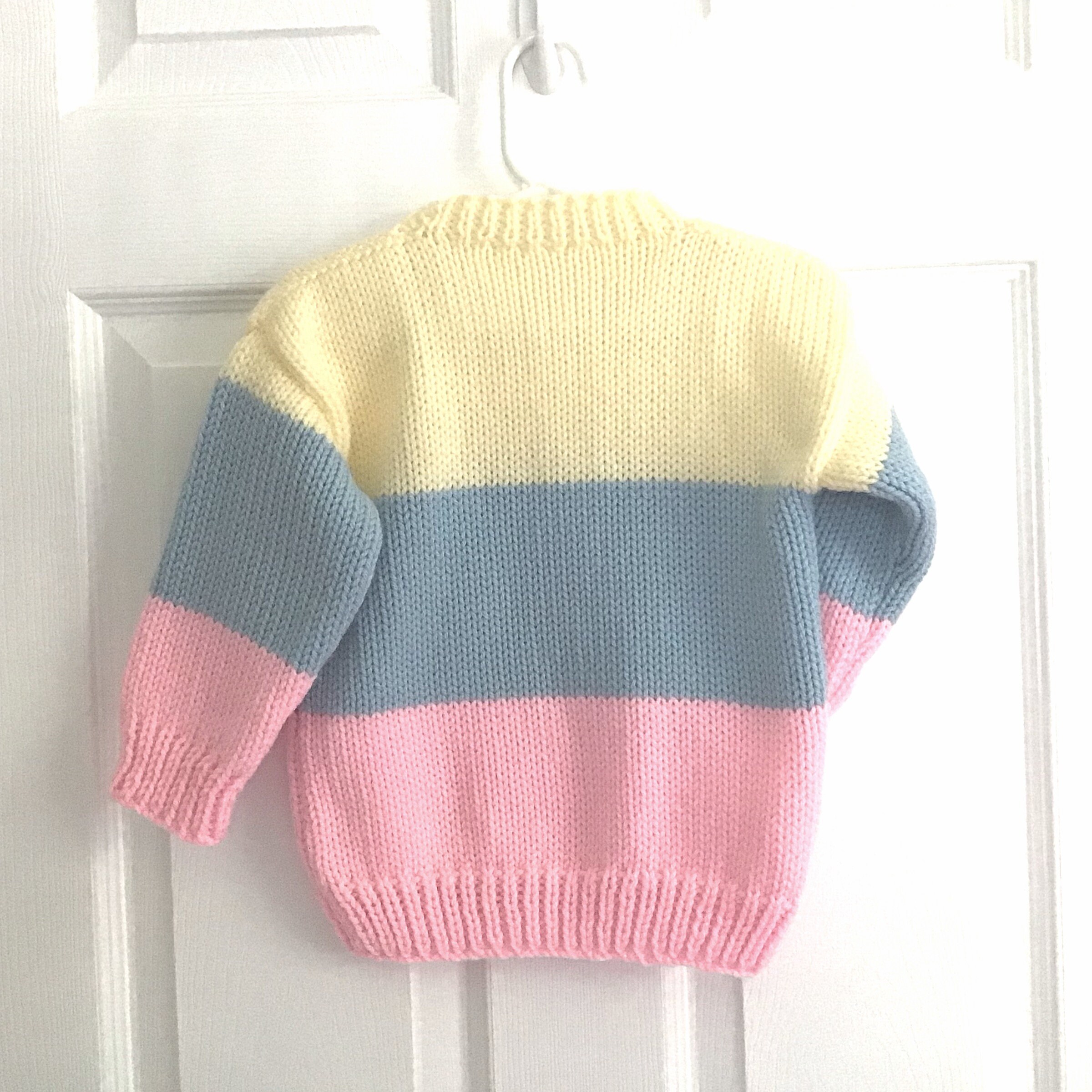 Pull arc 2025 en ciel fille