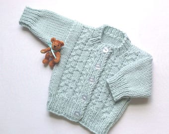 Newborn mint green baby sweater - Infant light green cardigan - Mint green baby jacket - Baby shower gift - Gift for new baby