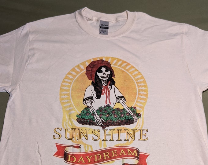 Sunshine Daydream Grateful Dead-Inspired T-Shirt | Skeleton Hippie Unisex Tee | Vintage Jam Band Shirt