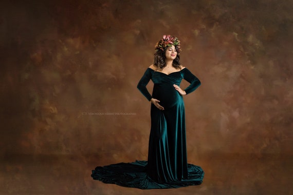 green velvet maternity dress