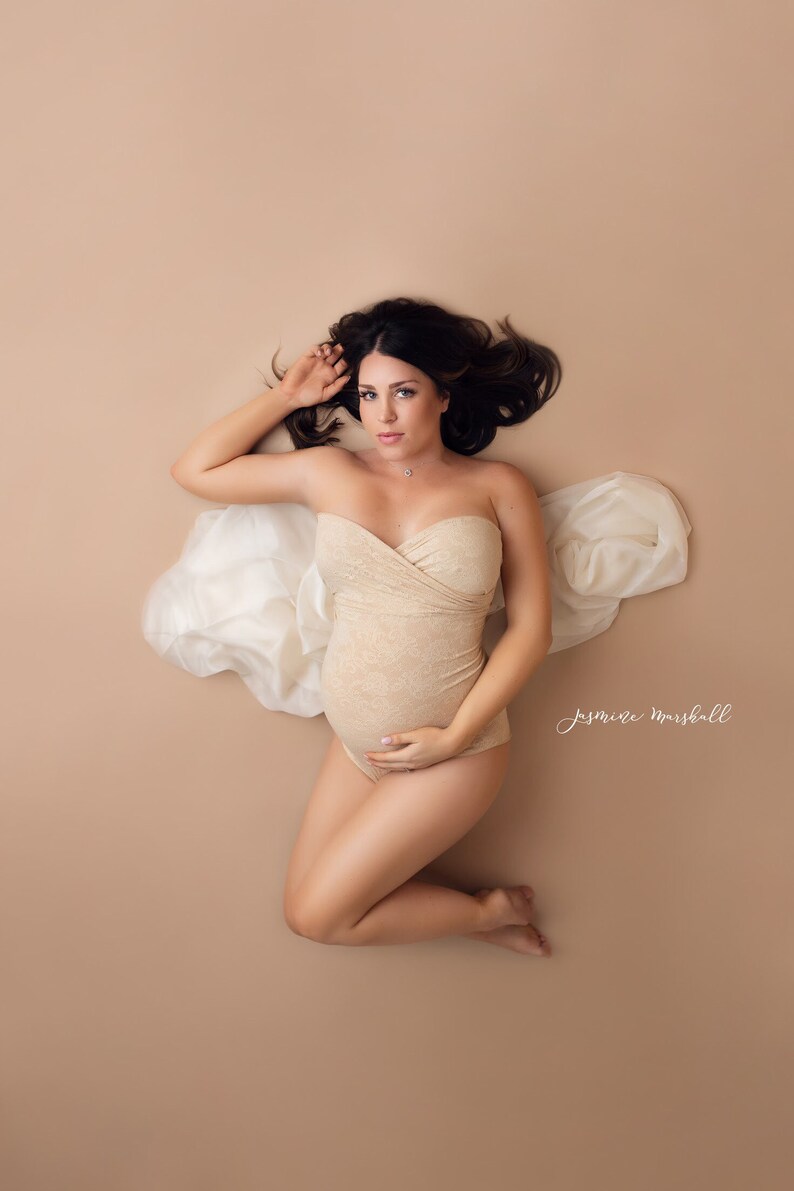 Maternity bodysuitMaternity Photo shoot dressBoudoir photoonesiechampagnelace bodysuitsbohemian