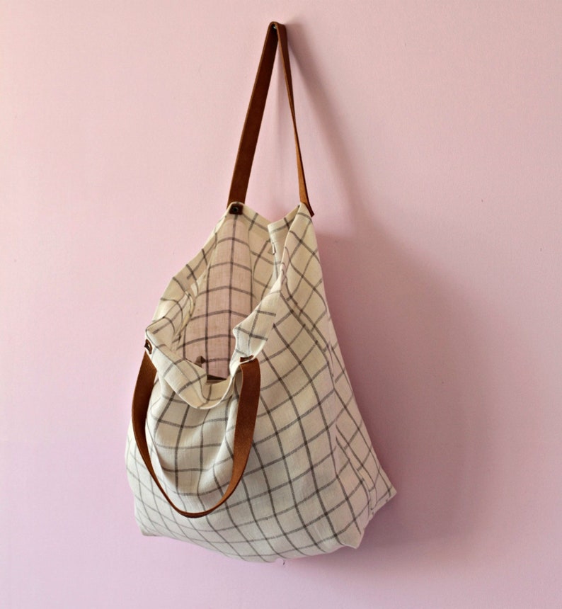 Zero waste grocery tote Plaid print shopper Linen market bag Eco friendly Tote bag in checked linen with leather straps Linen shopper