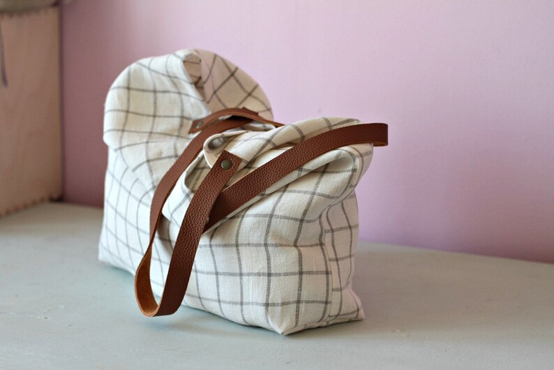 Zero waste grocery tote Plaid print shopper Linen market bag Eco friendly Tote bag in checked linen with leather straps Linen shopper