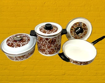 Fancipans Paisley Pattern 6 Piece Vintage Set of Pots and Pans Enamelware Cookware