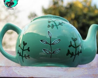 Leaves teapot