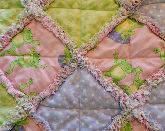 R1154 Handmade Frolicking Frogs baby rag quilt