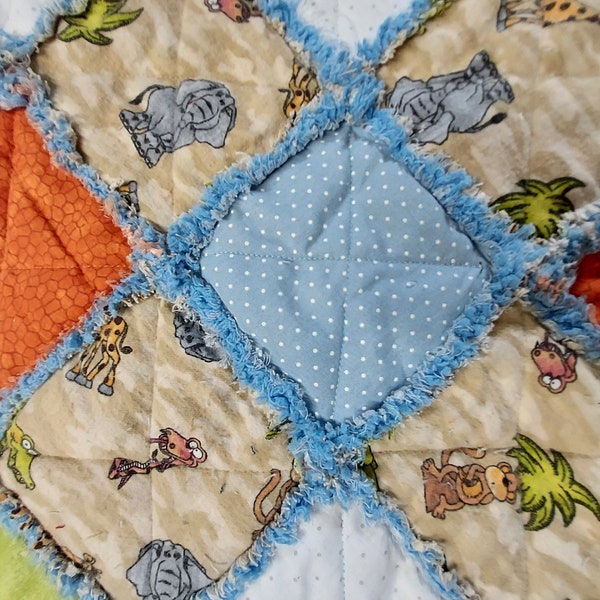 R1131 Handmade Safari Baby Rag Quilt