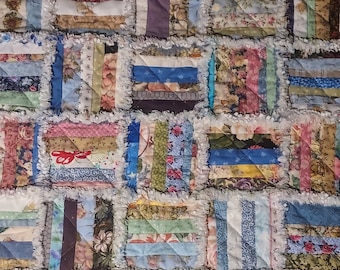 String Pieced Baby Rag Quilt: Boho Cottage Decor (28.5x38)