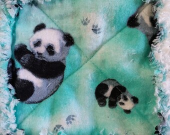 R1150 Handmade Panda Quilt