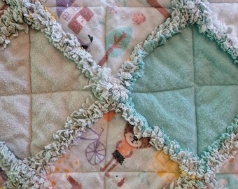 R1166 Sugar bear handmade baby quilt