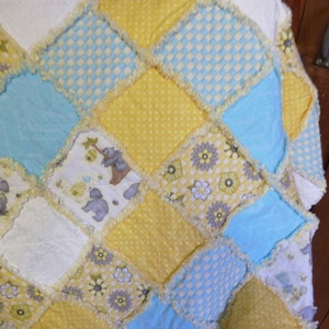R111 Handmade Bees and Bears Baby Rag Quilt Blue Yellow Baby Quilt  Free shipping. Ready to ship baby gift, yellow, turquoise