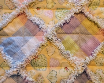 R1169 Precious pastels and hearts handmade baby rag quilt