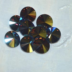 8 pieces 1122 Olivine SHIMMER 14mm Crystal Rivolis