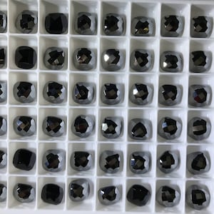 6 pieces 4461 Jet Hematite 8mm Crystal Square Classical Cut