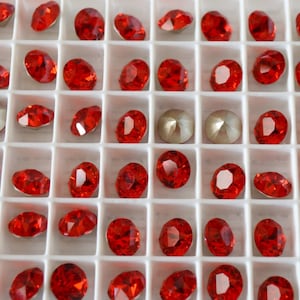12 pieces 8mm 1088 Light Siam Crystal 39ss Chatons