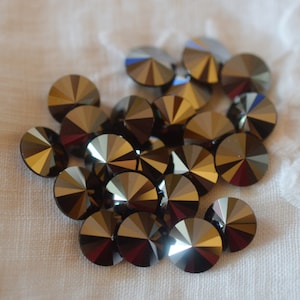 12 pieces 1122 8mm Jet Hematite Crystal Rivolis