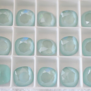 4 pieces 4470 Mint Green 12mm  Crystal Square Cushion Cut