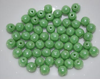 lot 10 glass beads round 5mm Green