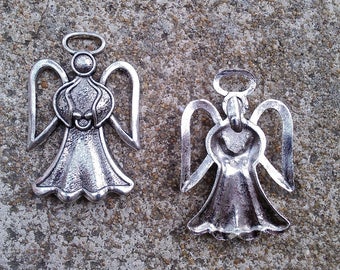 1 35x29x5mm silver plated Angel pendant