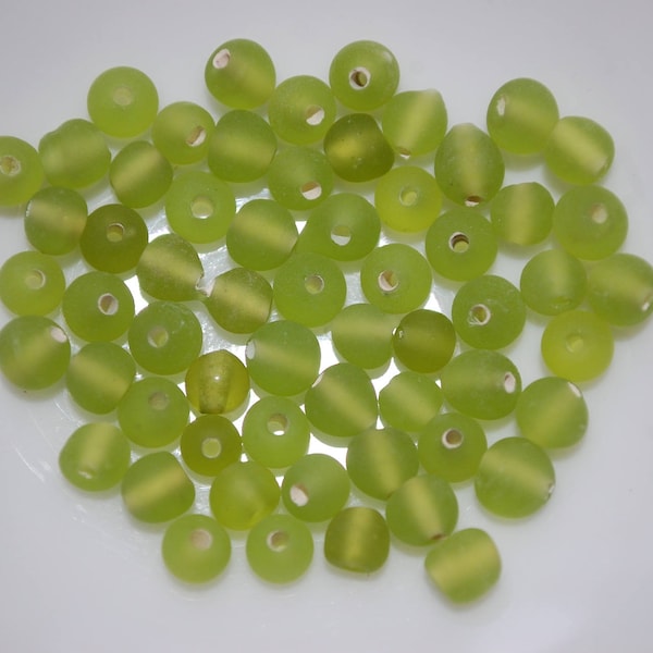 lot 10 perles  verre ronde 3/4mm vert satiné